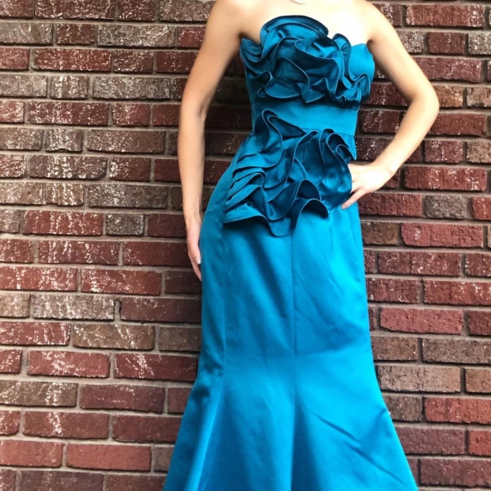 ONYX Nite Teal Mermaid Gown Size 6